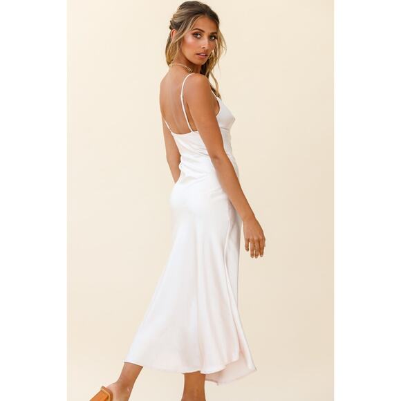 NEW! Selfie Leslie Downtown Cami Strap Front Split Midi Slip Dress Champagne LRG - Picture 3 of 11